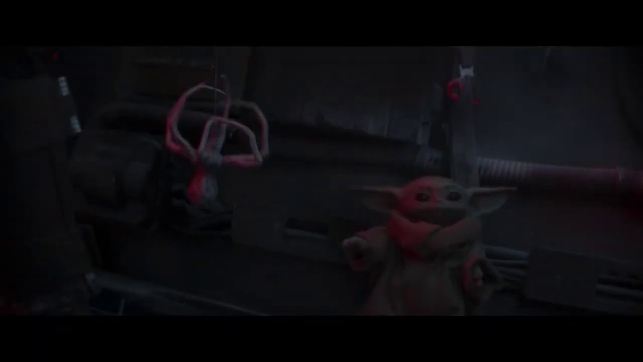 Frog lady save Baby Yoda (The Mandalorian Season 2 Episode 2)