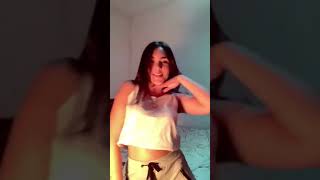 Quién quiere bailar con esta hermosura 😍😍