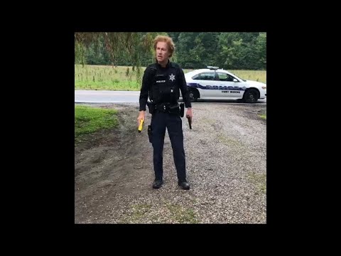 Look At What Our Fort Wayne Police Department Doing - YouTube