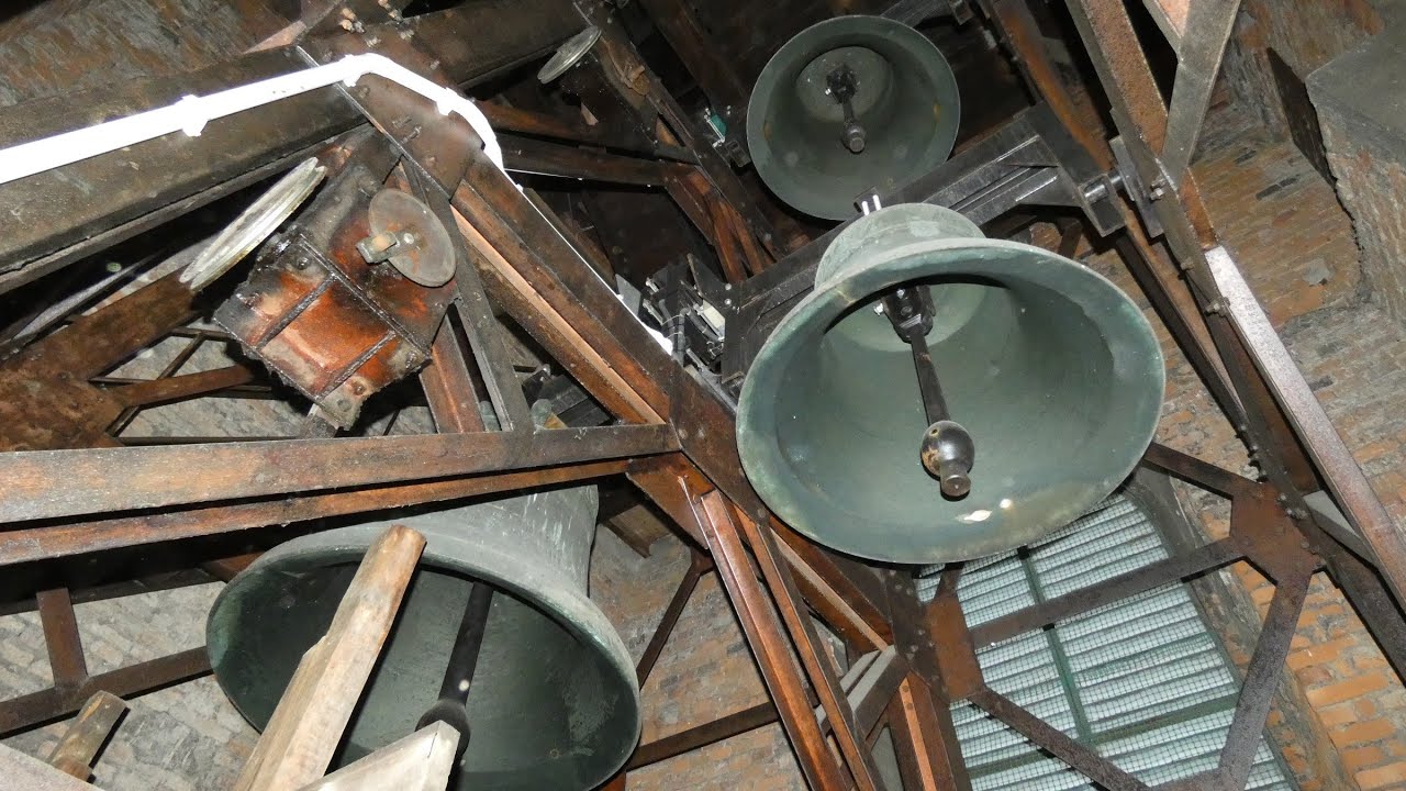 Plenum - dzwony bazyliki mniejszej pw. Św. Mateusza w Mielcu