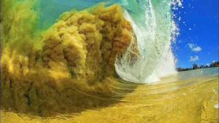 Monstrous Hawaii Waves Slideshow with music