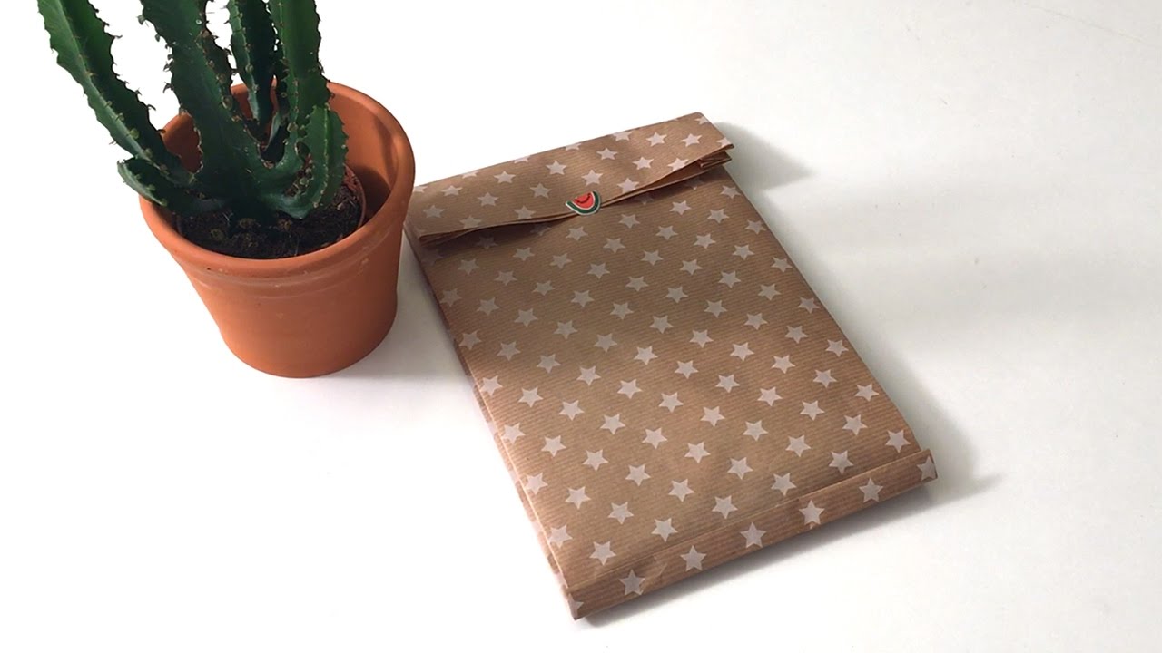 DIY : comment réaliser une pochette cadeau ┃ELLE Déco - YouTube