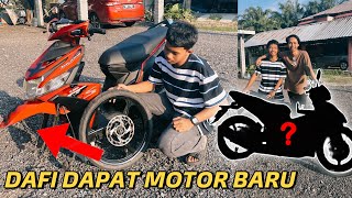 ABANG PRANK ROSAKKAN MOTOR DAFI DAN BAGI MOTOR BARU!