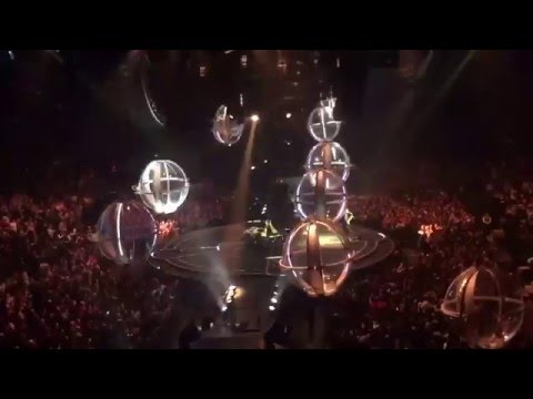 "Psycho" - Muse @ Barclays Center, Brooklyn, NY -1/27/16