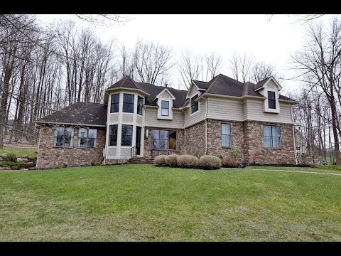 11 Epping Wood Trail, Pittsford, NY home video tour