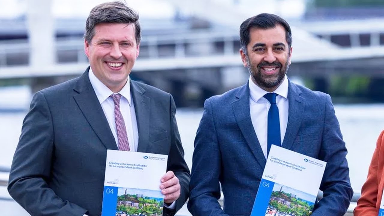 Scexit DlSASTER for the SNP as officials admit it could take ElGHT years to join the EU