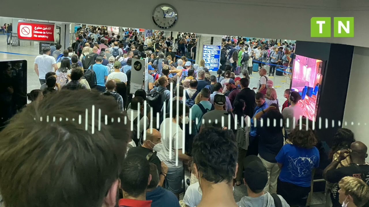 سوء تنظيم وظروف لا إنسانية.. مسافرة تروي تجربتها المريرة بمطار تونس قرطاج