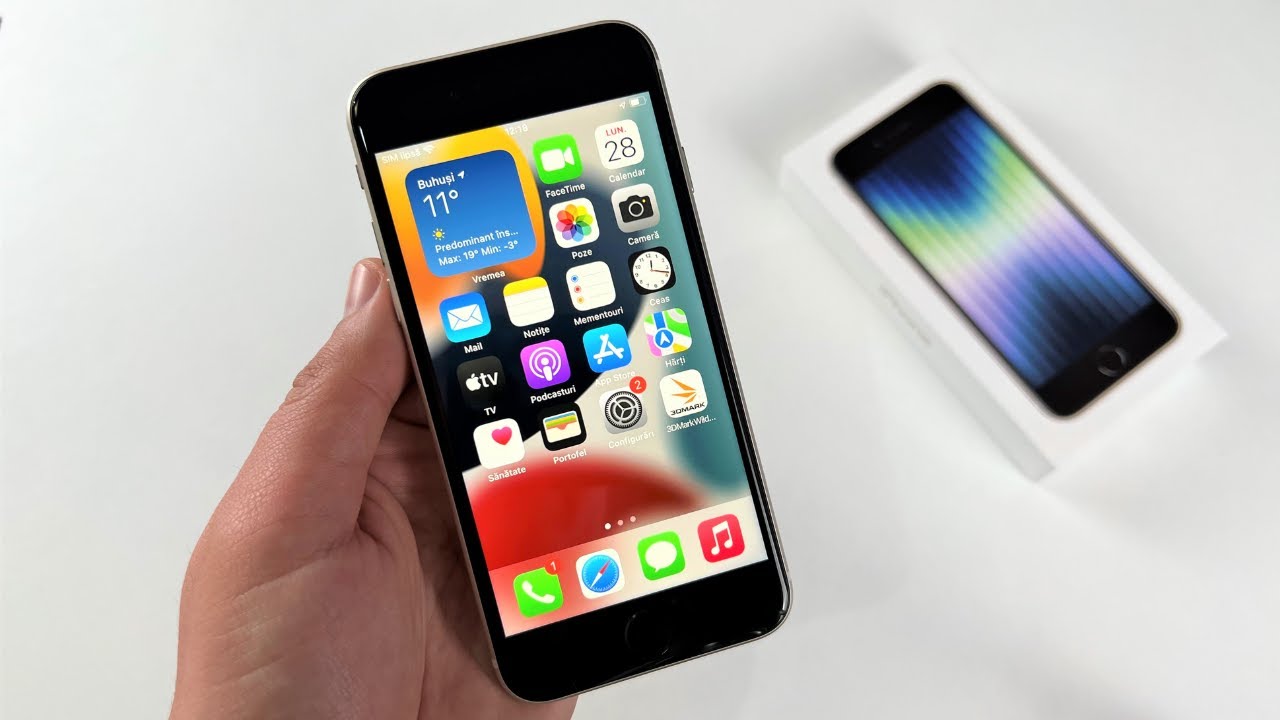 Apple iPhone SE 3 (2022) REVIEW! Lansare întârziată.. 5 ANI! - YouTube