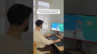 Telefonu televizyona bağlamış😂📱