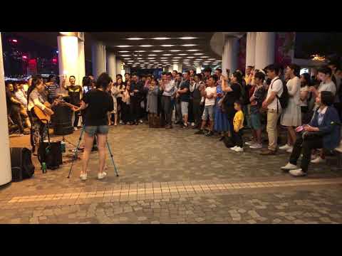 光輝歲月-Beyond (Cover by 海鷗組合)(觀眾)@ 尖沙咀碼頭Busking 2018/06/14