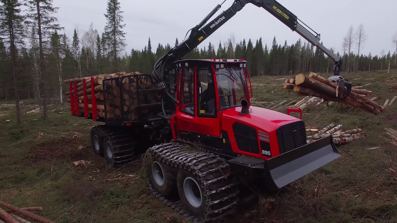 Komatsu 895 forwarder - YouTube