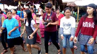 Tarian adat Nias tari maena