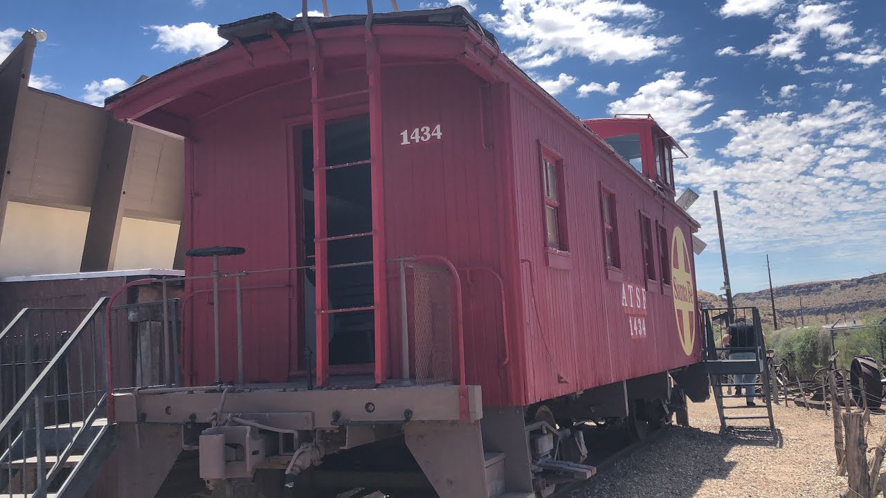 1893 ATSF Caboose 1434 - YouTube