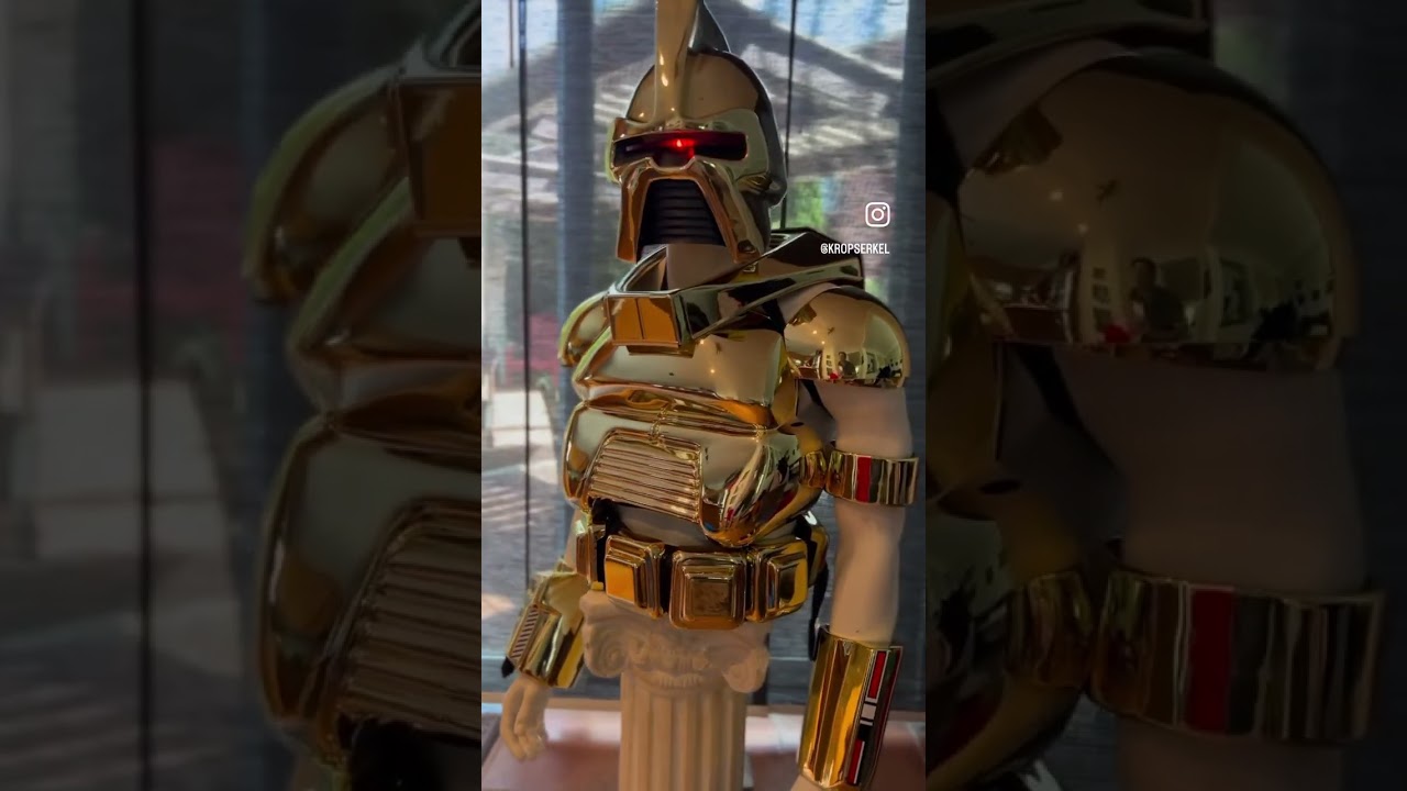 Kropserkel’s command centurion. Info@kropserkel.com 