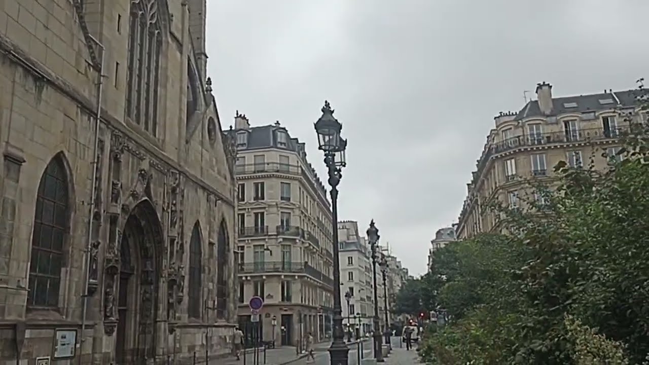 Как выглядит самый старый дом в Париже? И кто там жил.