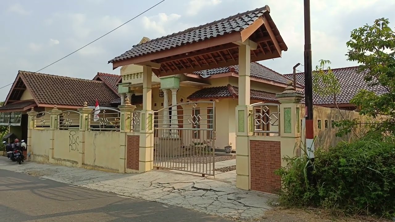 Rumah cantik SHM luas 750 m², view sawah dan gunung lawu. Karangpandan, Karanganyar, Jawa Tengah