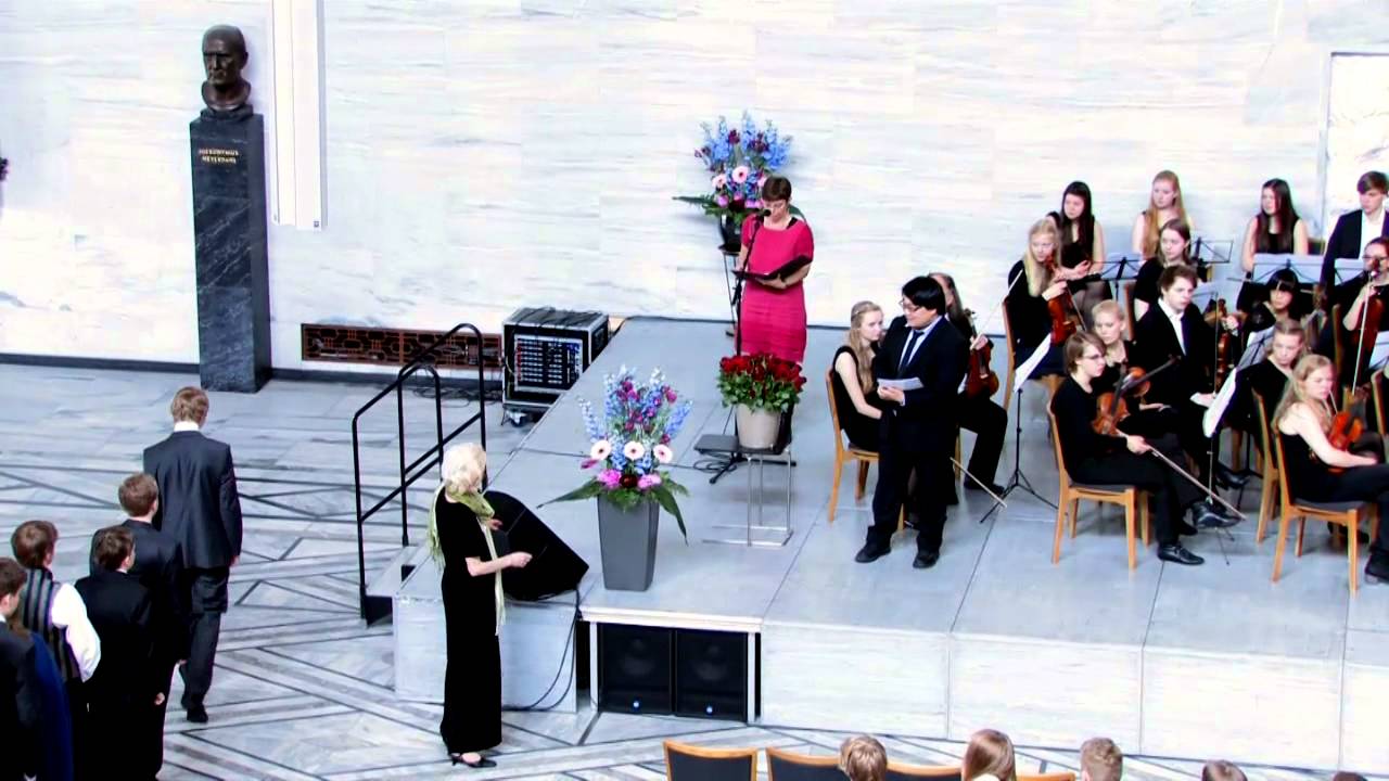 Humanistisk konfirmasjon i Oslo Rådhus 2012 - Presentasjon av kursbevis