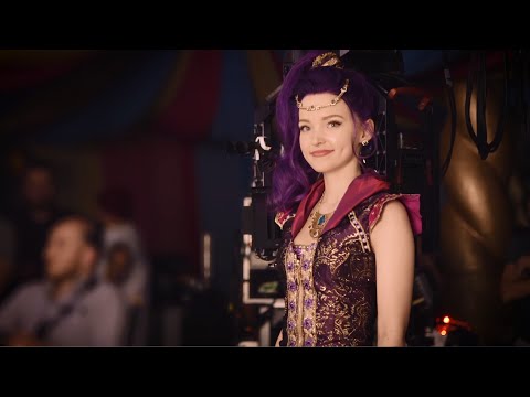 Dove Cameron “Genie In A Bottle” - Total Access | Radio Disney