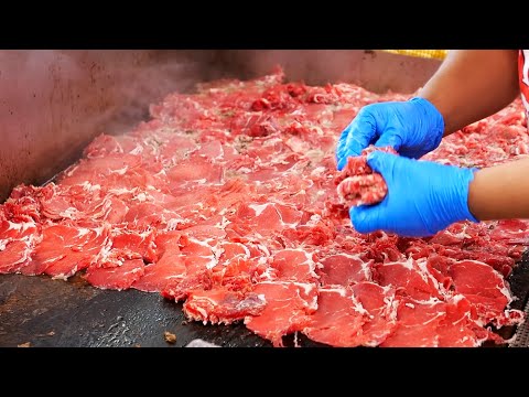 American Food - The BEST PHILLY CHEESESTEAK in Philadelphia! Pat's King of Steaks