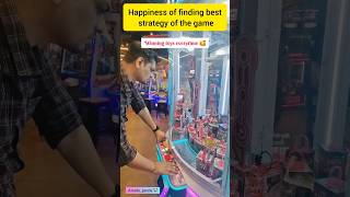 Strike hook #arcade #clawmachine #game #shorts #short #panda #gaming #funny #yt #viral #timezone