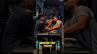 Big Vs Low Hand Top Roll