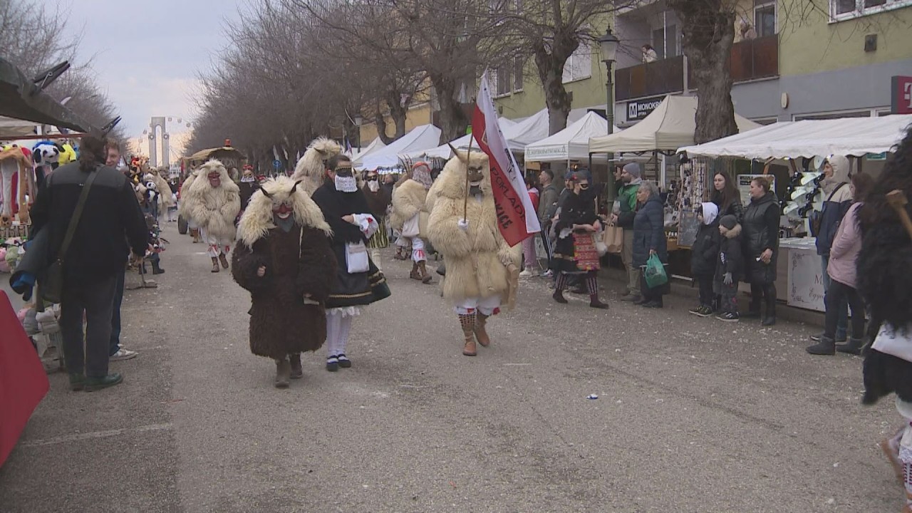Télűző busók