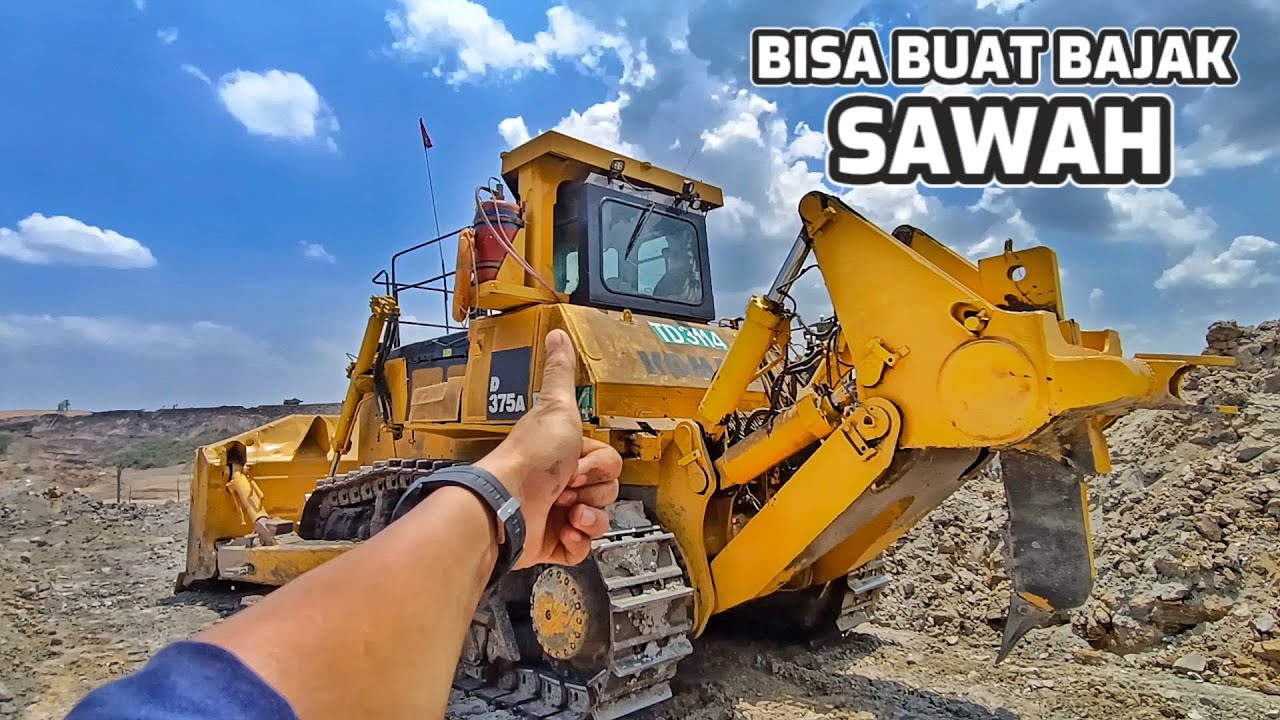 GIANT BULLDOZER KOMATSU D375A SUPER DOZER GALEO - YouTube