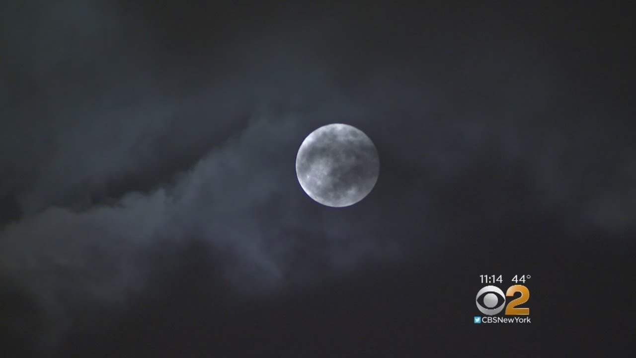 Clouds Disappoint Some Shutterbugs Out To See Supermoon