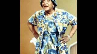 Buying A Bra - Moms Mabley