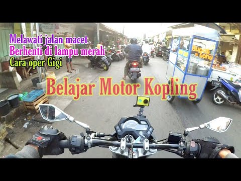 Berhenti Di Lampu Merah Di Jalan Macet Belajar Motor Kopling Belajarmotorkopling Youtube