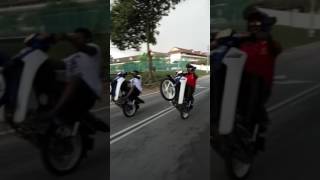 Kajang utama mat rempit