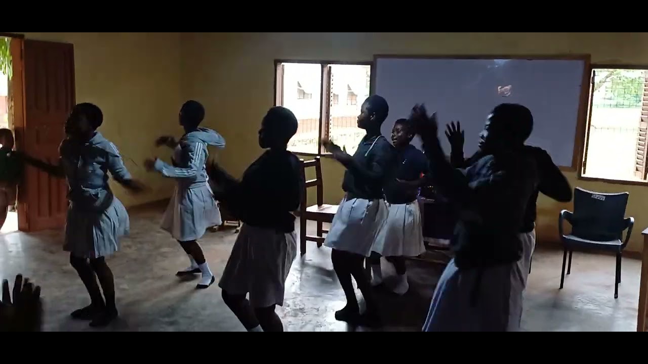 TIME WITH TRABUOM R/C JHS DANCERS 