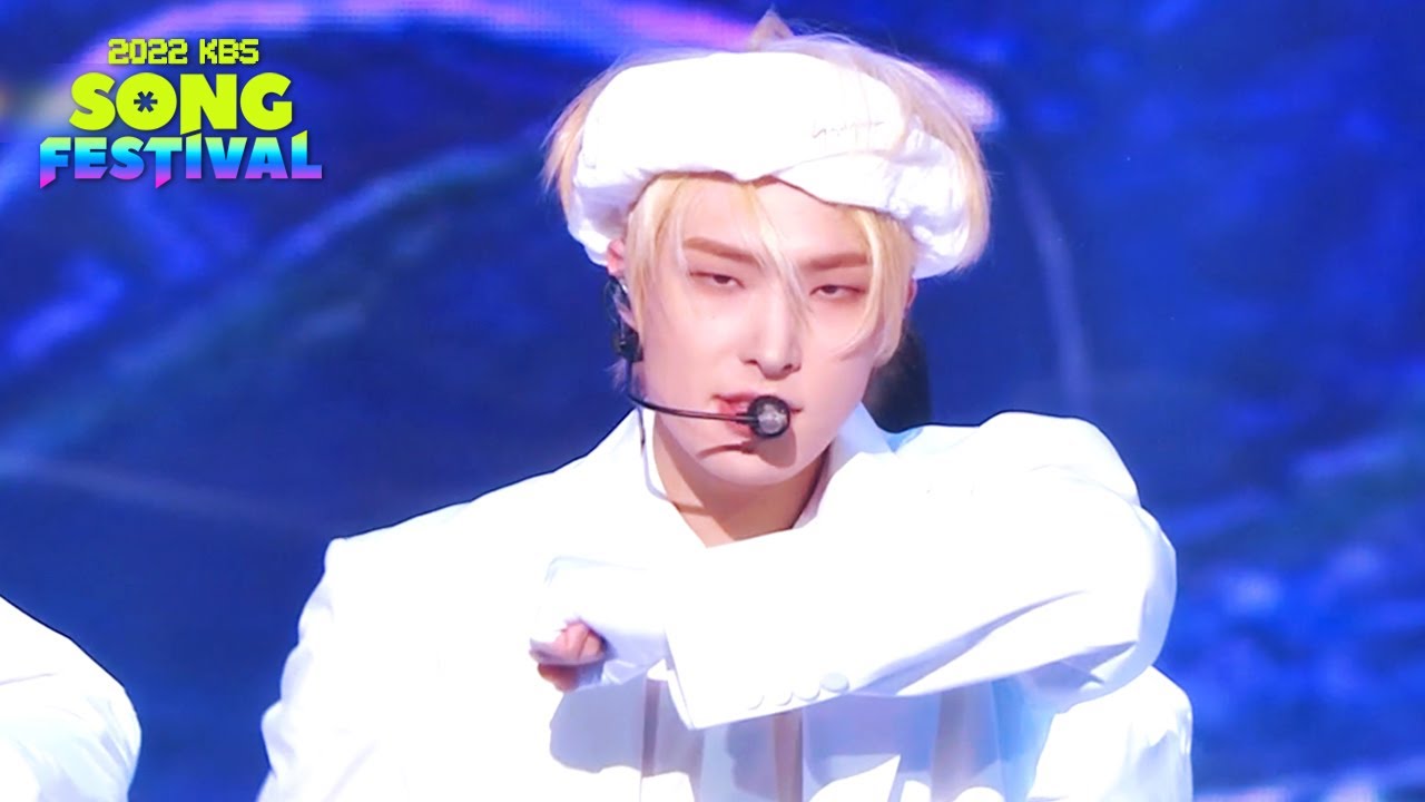 hq720.jpg?sqp=-