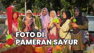 Download lagu The Fun of Taking Pictures at the Vegetable and Fruit Exhibition to Celebrate Independence Day