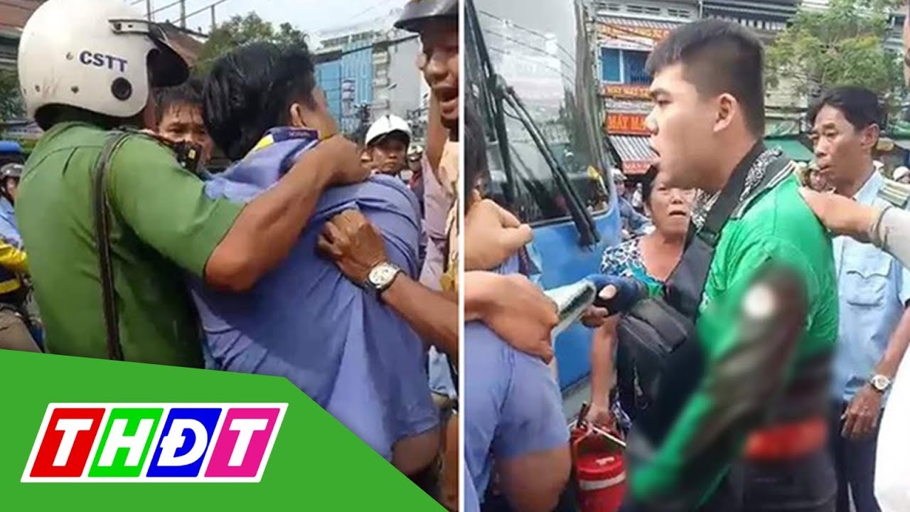 Tạm đình chỉ tài xế xe buýt 150 đâm tài xế Grab nhập... - youtube