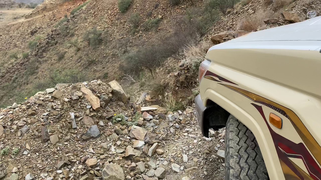 من أخطر العقبات لم تسفلت ( عقبة المحرث )