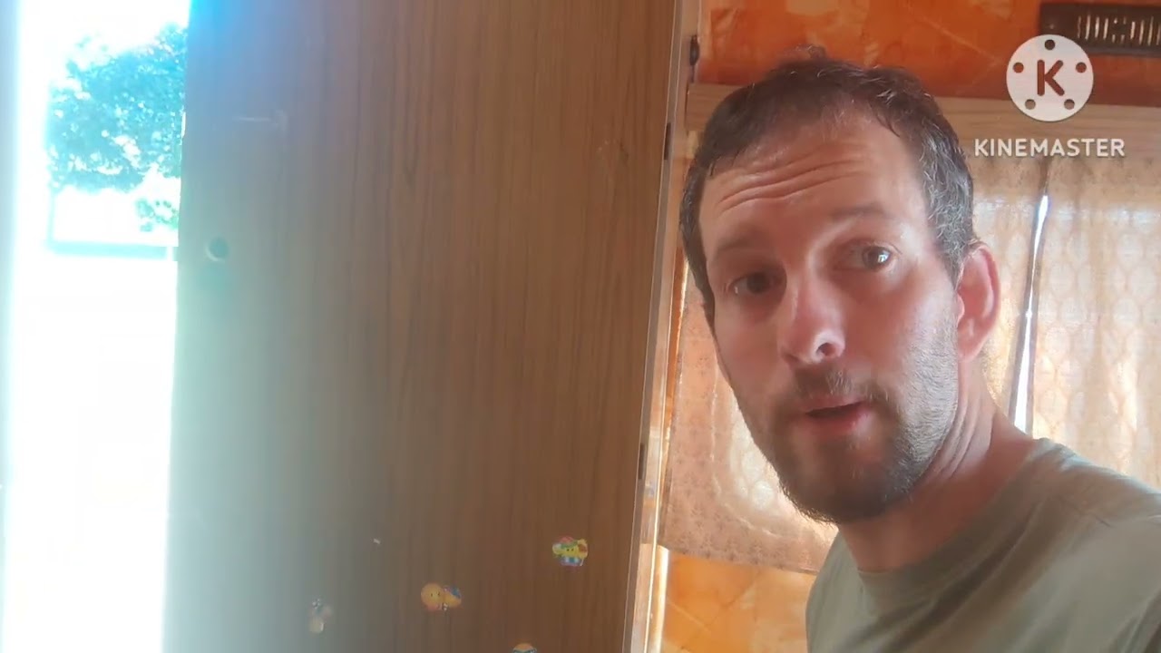 Menší unboxing balíčku z Temu a rovnou i montáž. Na mém Polském karavanu n126