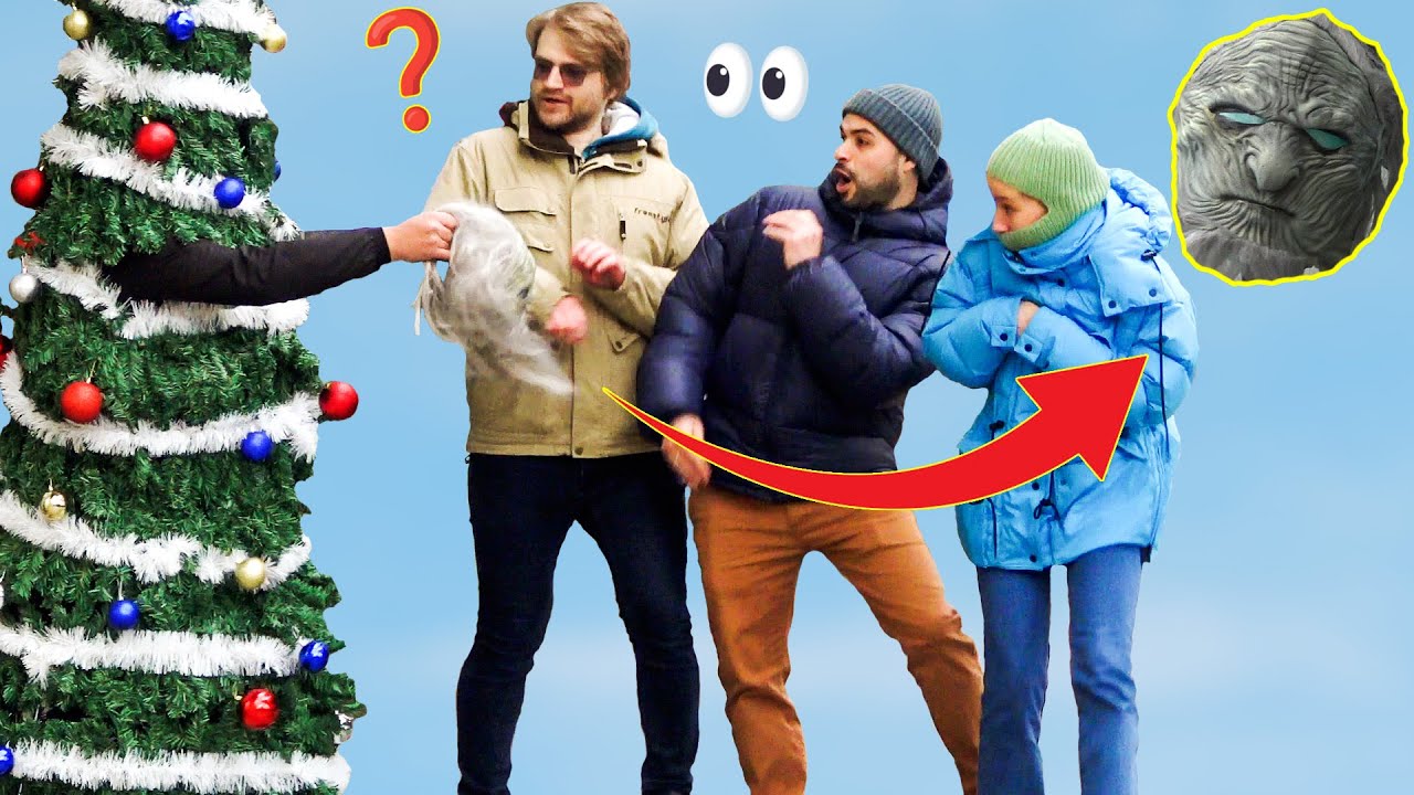 Ghost in The Christmas tree Scare Prank 🎃👻 New Year's joke YouTube