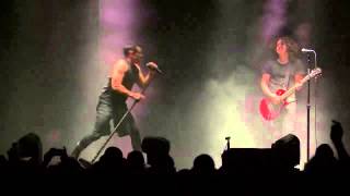 Nine Inch Nails - Copy of A (live Vienna 2014) Proshot chords