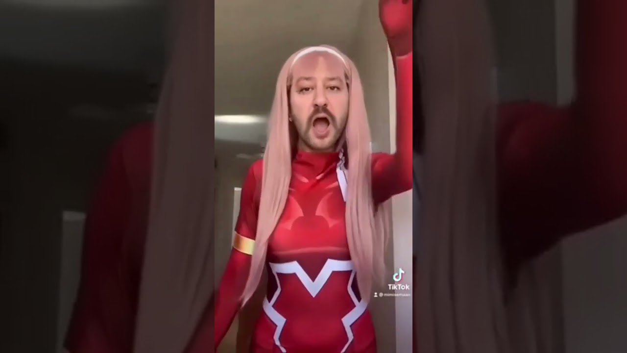Faccio il Cosplay di ZeroTwo! 😎🇮🇹 