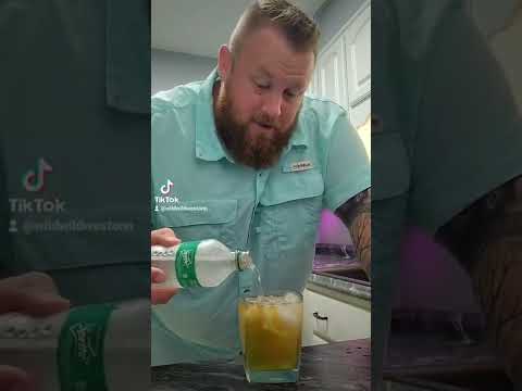 Hpnotiq, coconut rum and Sprite!