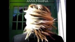 Video voorbeeld van "Anya Marina - Busrider HQ"