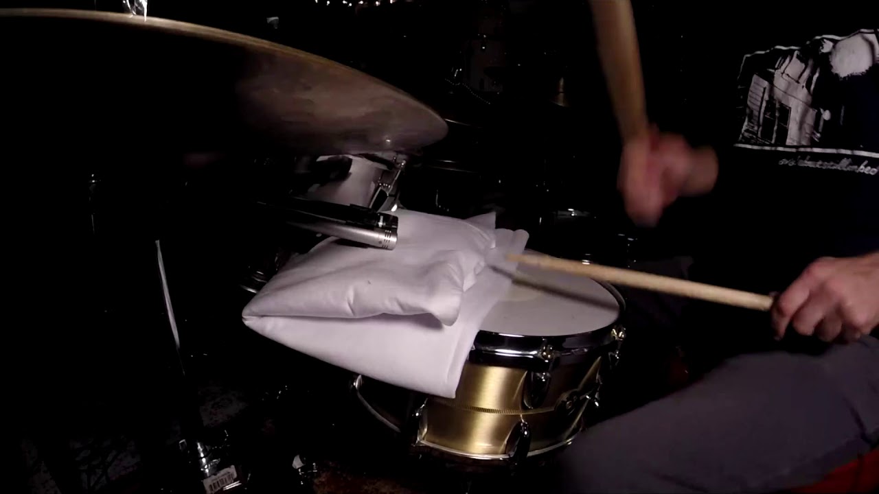 Noise War Snare Drum Sample Pack