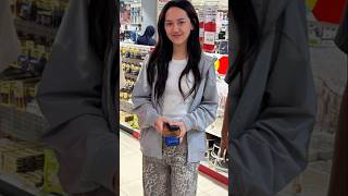 HAPPY ASMARA SAAT LAGI BELANJA #happy #gilgasahid