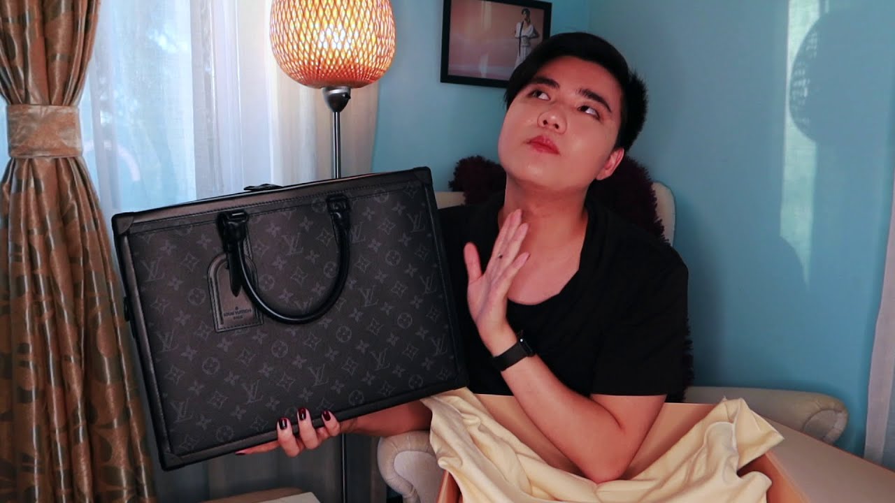 Louis Vuitton Monogram Eclipse Soft Trunk Wallet Unboxing & Review 