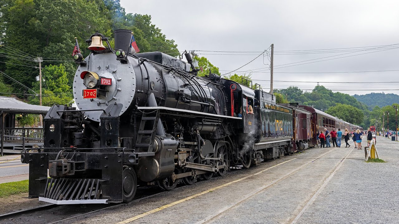 Great Smoky Mountains Railroad Ride YouTube great-smoky-mountains-railroad-ride-youtube