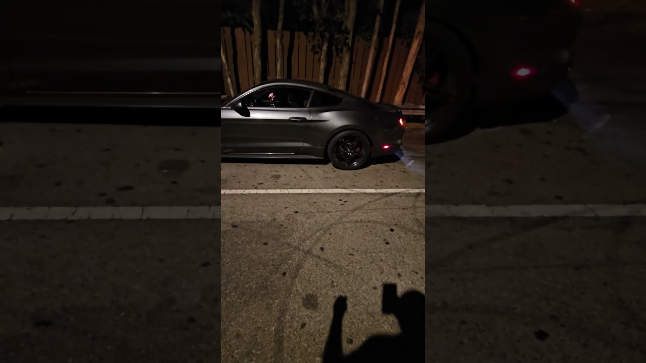 😍 who else love this sound. #mustang #cars #explore