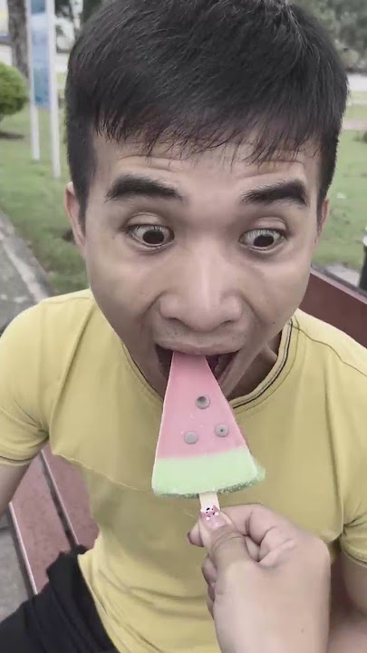 LNS - Khi bạn đi ăn chực mà gặp đứa keo kiệt || Prank your girlfriend's ice cream #shorts