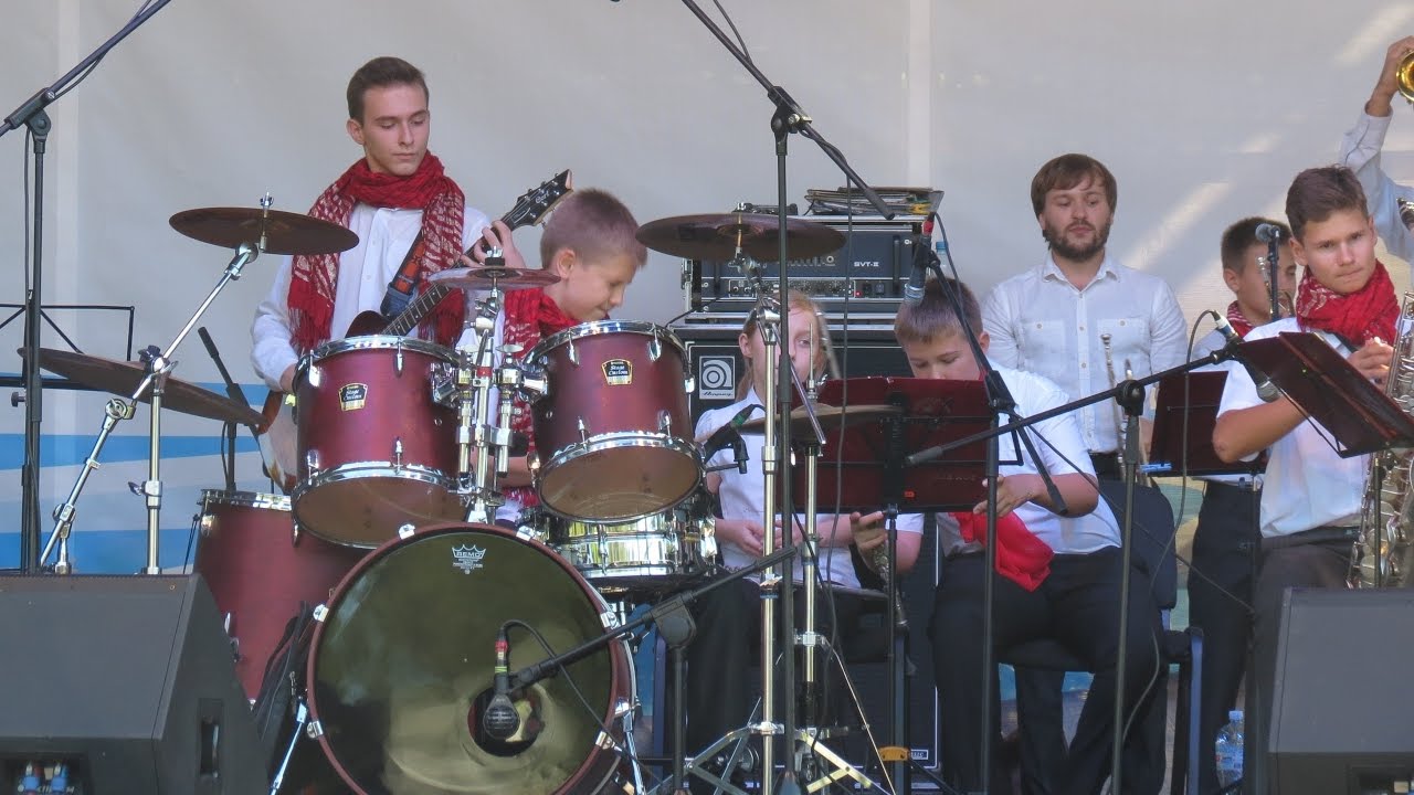 Sambita, by Jay Chattaway - Orchestra "Little Band" and Daniel Varfolomeyev  -  Jazz on the Dnieper