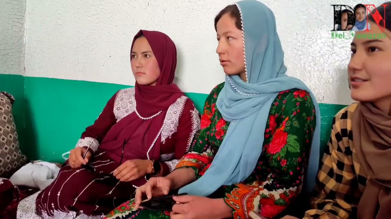 درامه هزارگی زندگی یک دختر مجرد واقیعت هایی که کسی نمیگه لطفا ما را حمایت کنید 